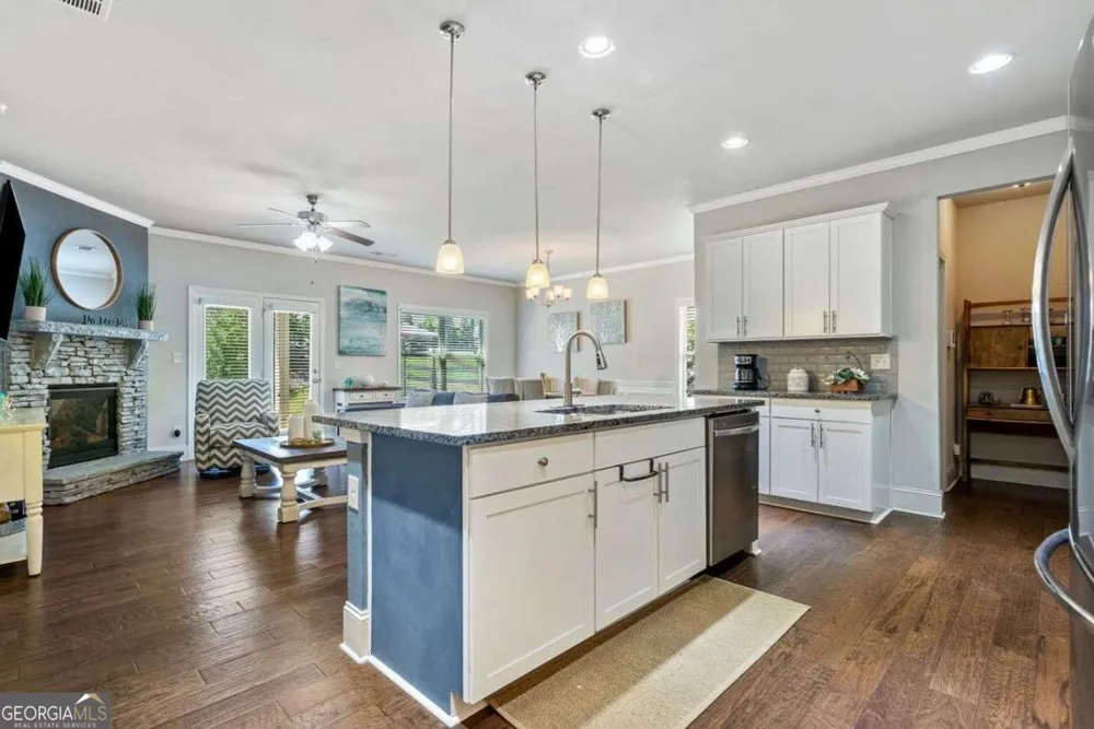 6623 Rivergreen RD Flowery Branch, GA 30542