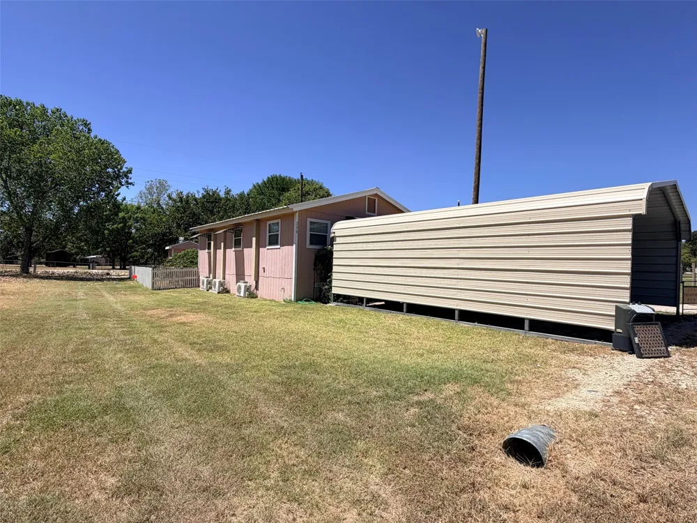 230 Treasure Beach Comanche, TX 76442