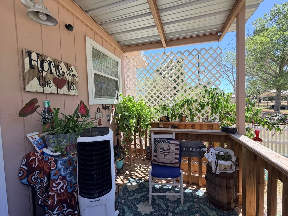 230 Treasure Beach Comanche, TX 76442