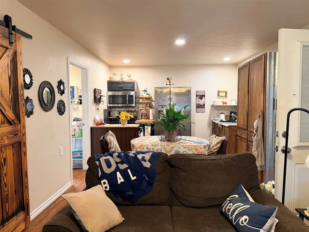 230 Treasure Beach Comanche, TX 76442