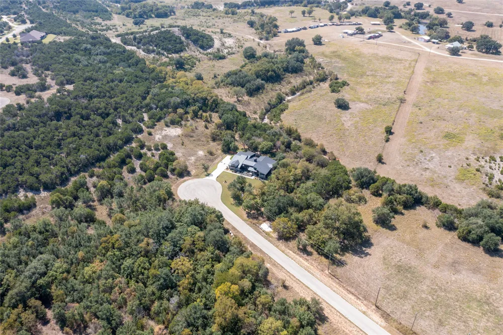 8452 Hollandbush Court Cleburne, TX 76033