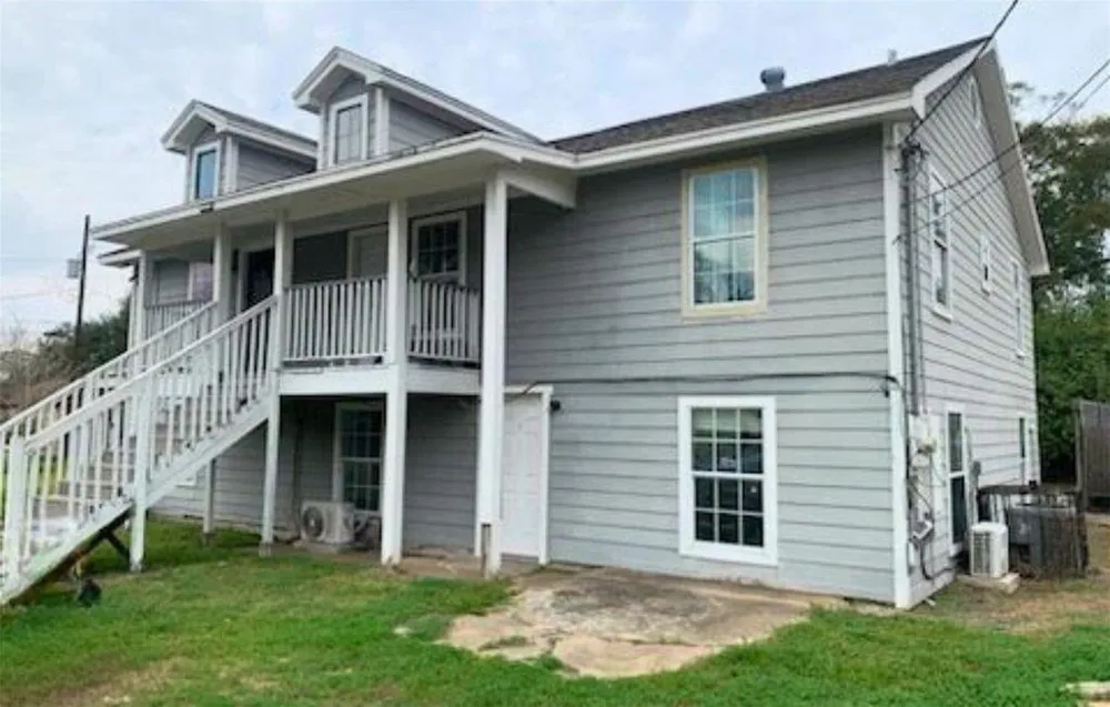 245 E Pipkin Street Beaumont, TX 77705