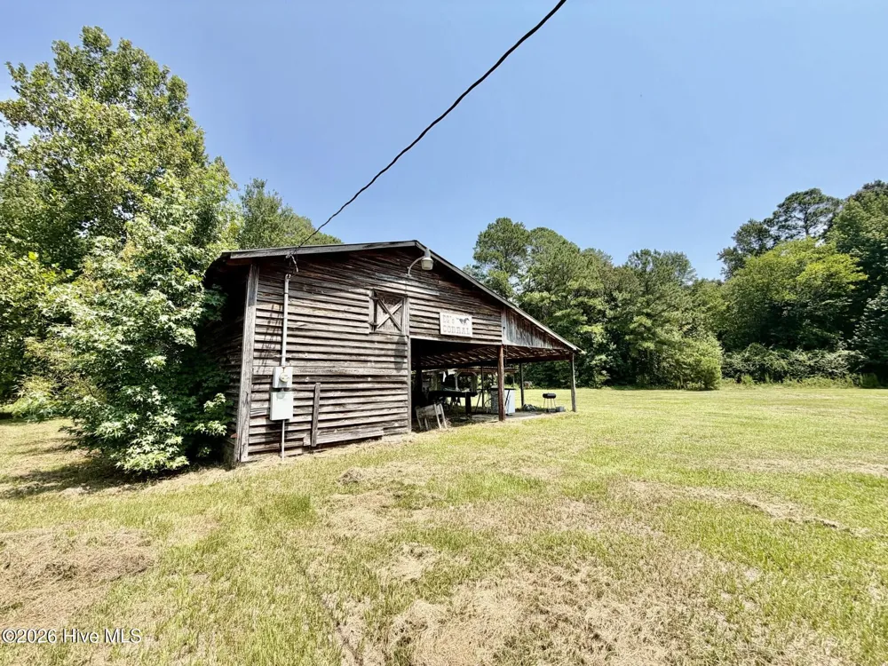 2498 Carolina 53 Elizabethtown, NC 28337