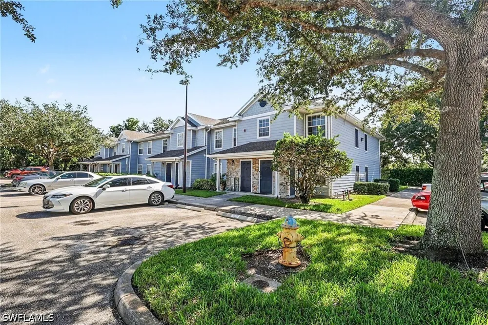 Pleasant Bay Lane #2101 Naples, FL 34119