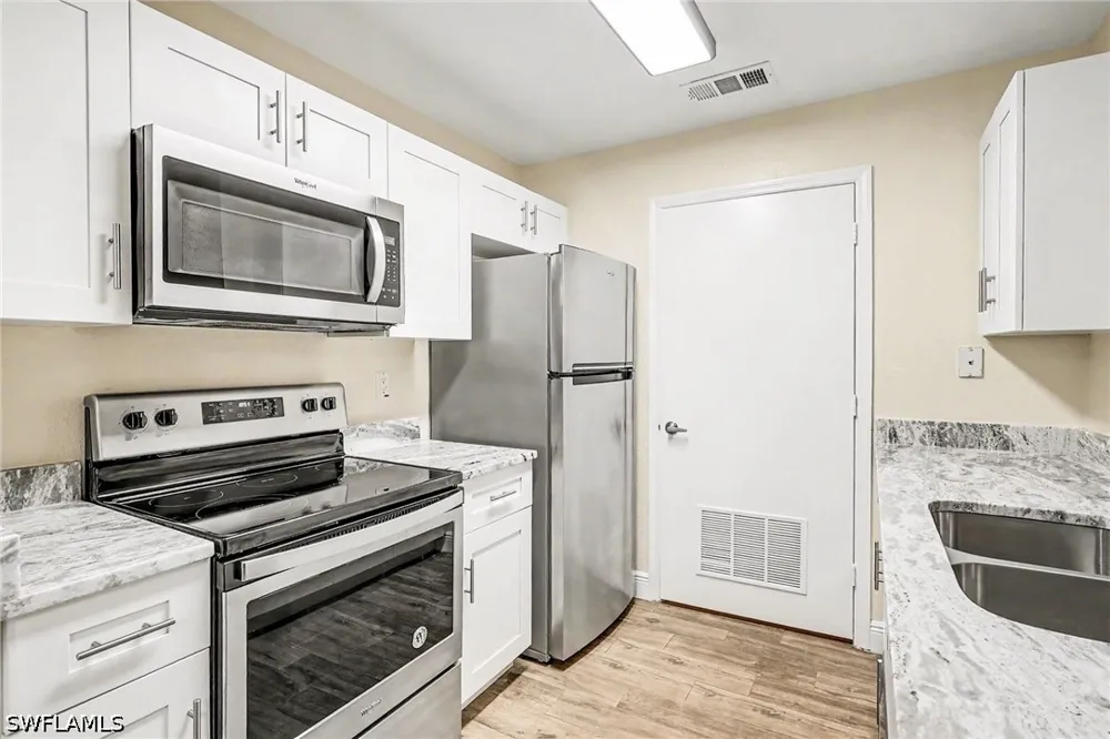 Pleasant Bay Lane #2101 Naples, FL 34119