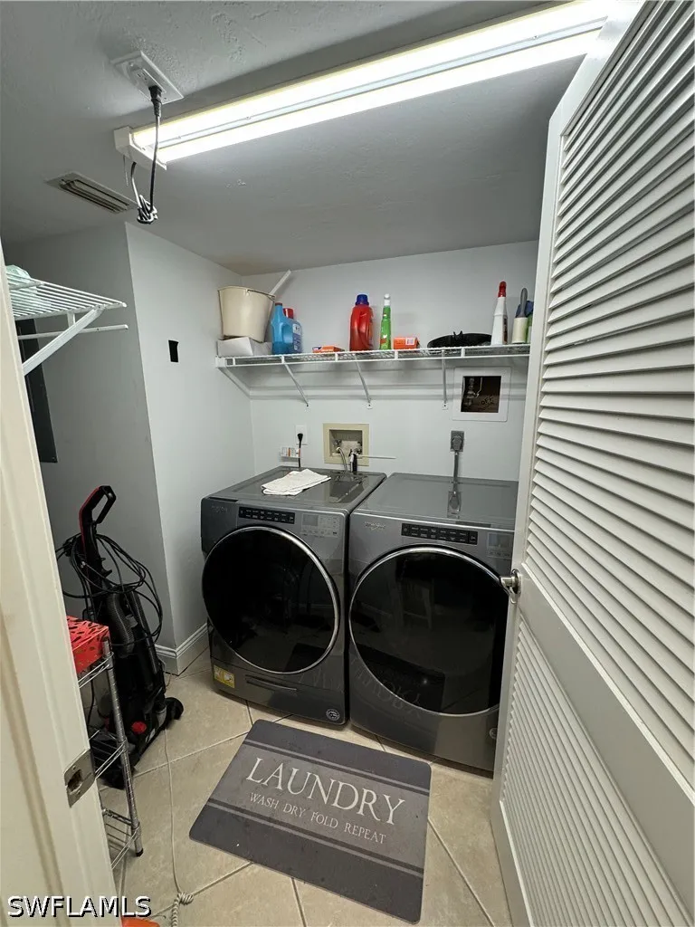 Bloomfield Circle #C107 Naples, FL 34112