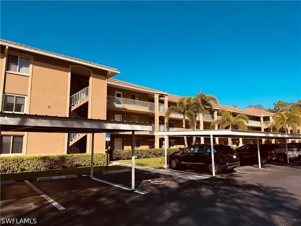 Bloomfield Circle #C107 Naples, FL 34112