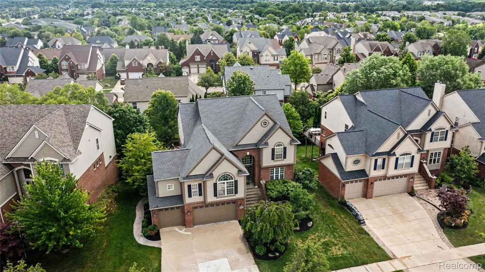 49847 Parkside Drive Northville Township, MI 48168