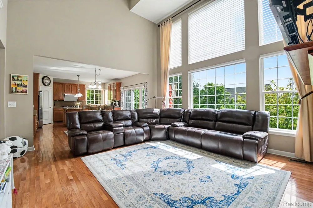 49847 Parkside Drive Northville Township, MI 48168