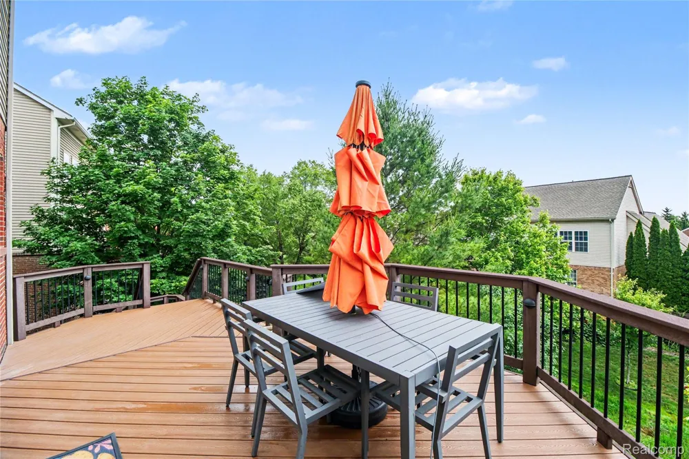 49847 Parkside Drive Northville Township, MI 48168