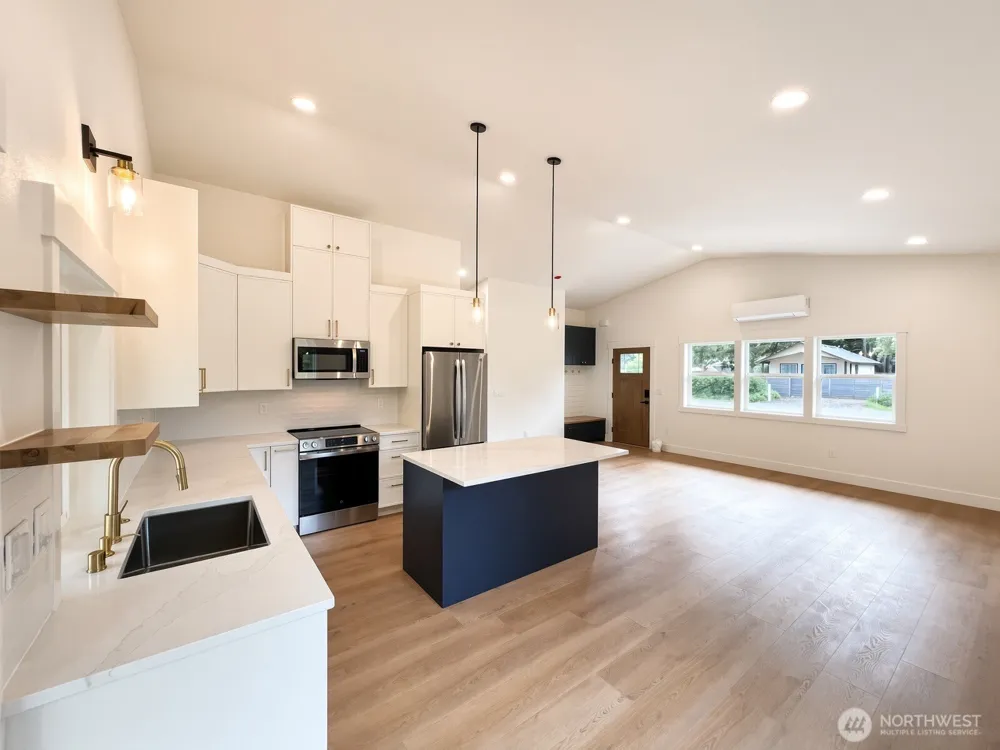148 NW Narwhal Loop Ocean Shores, WA 98569