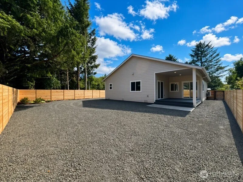 148 NW Narwhal Loop Ocean Shores, WA 98569