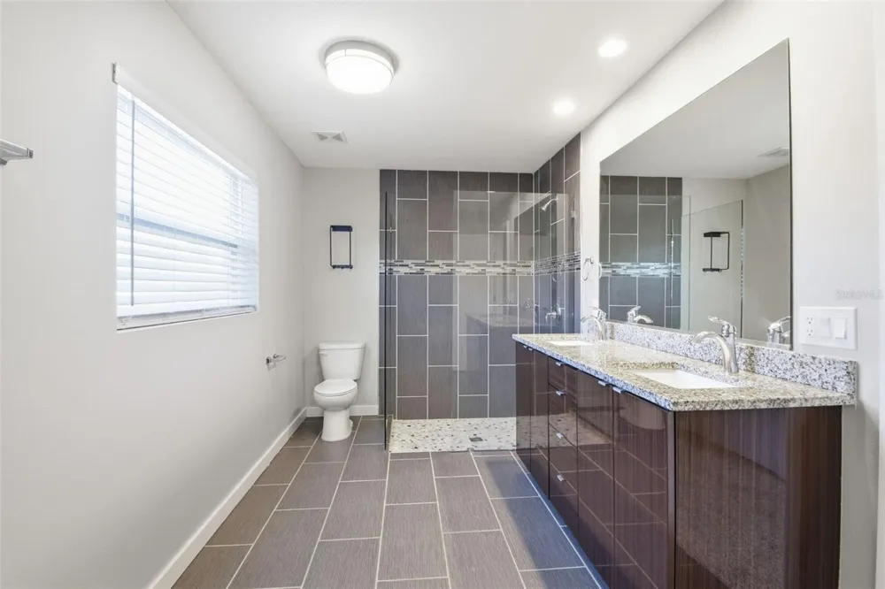 2303 BAHIA VISTA STREET Sarasota, FL 34239