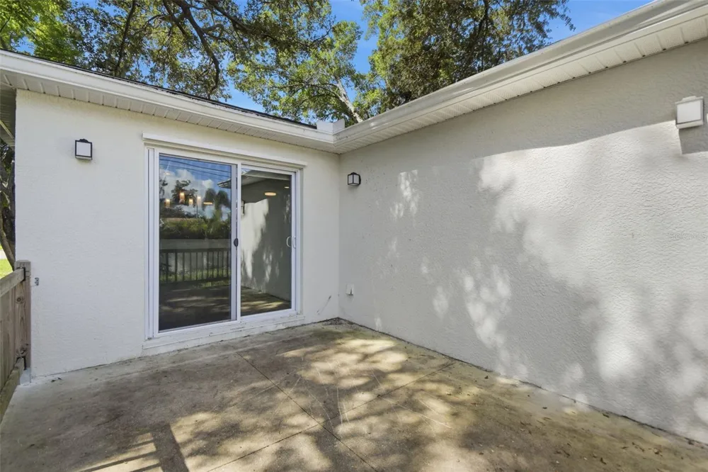 2303 BAHIA VISTA STREET Sarasota, FL 34239