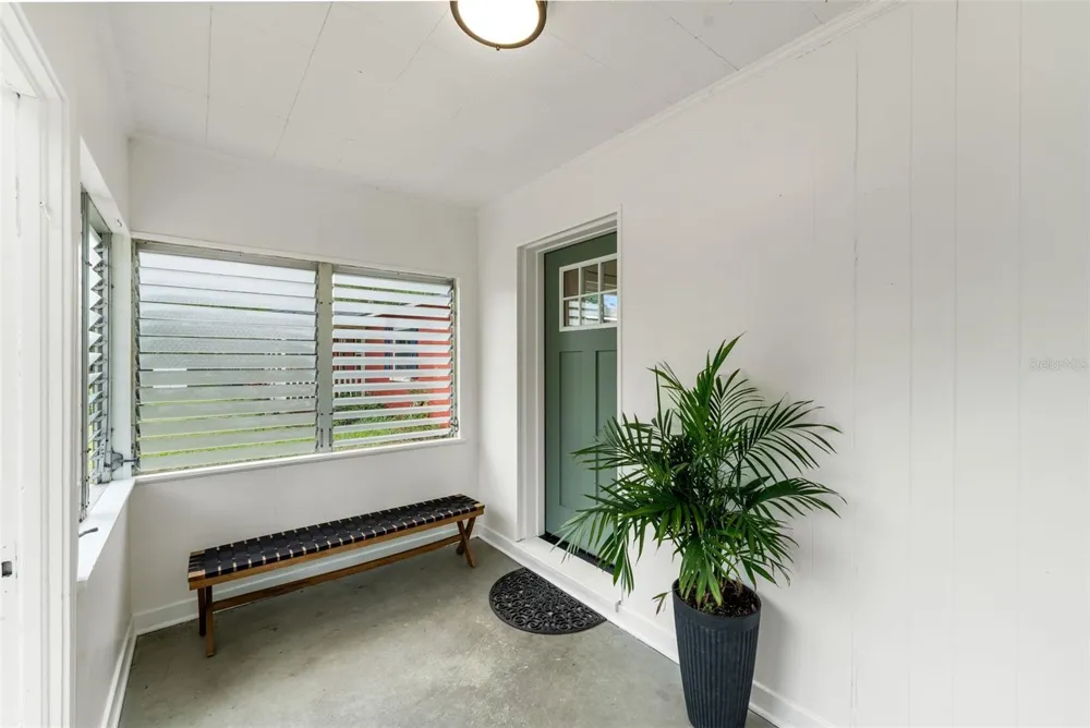 807 NW 24TH AVENUE Gainesville, FL 32609