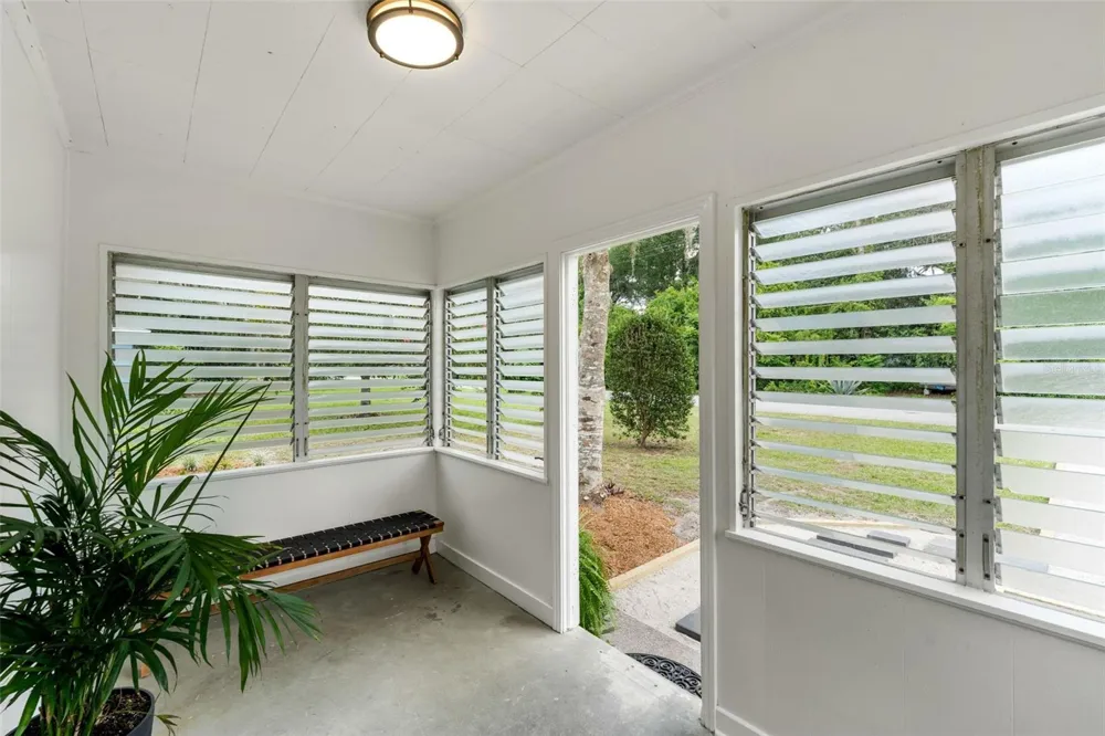 807 NW 24TH AVENUE Gainesville, FL 32609