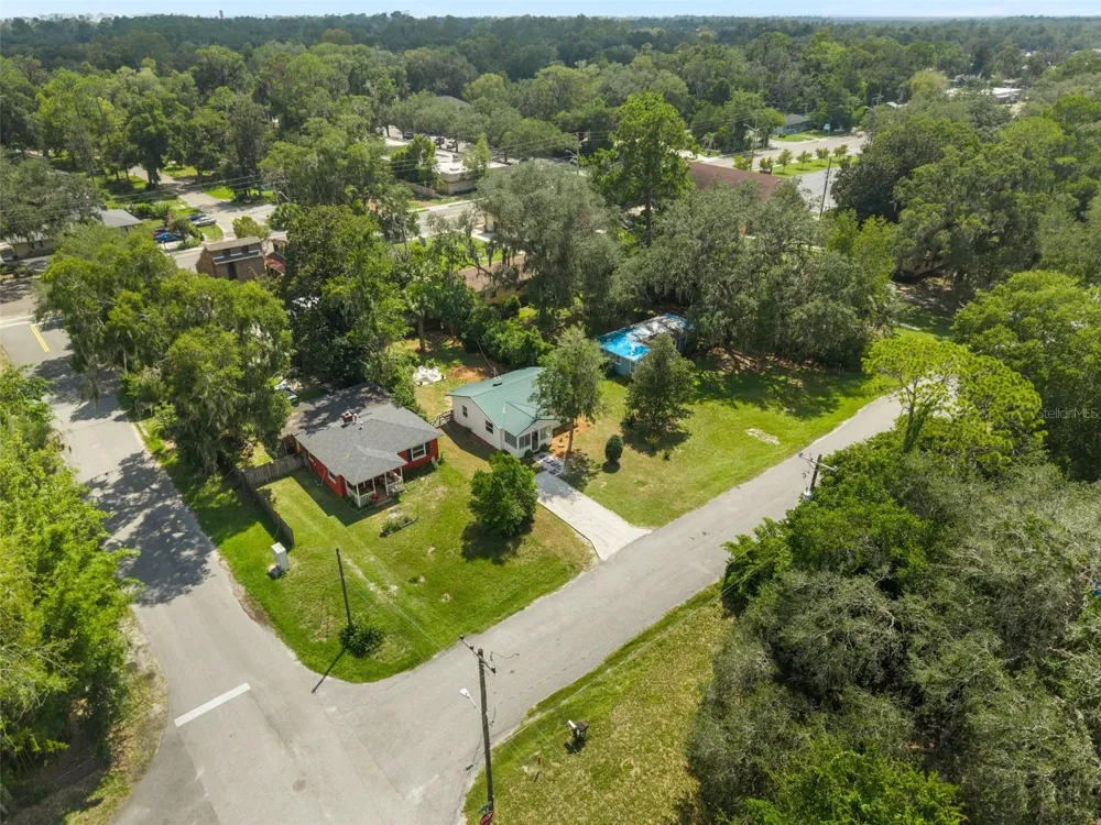 807 NW 24TH AVENUE Gainesville, FL 32609