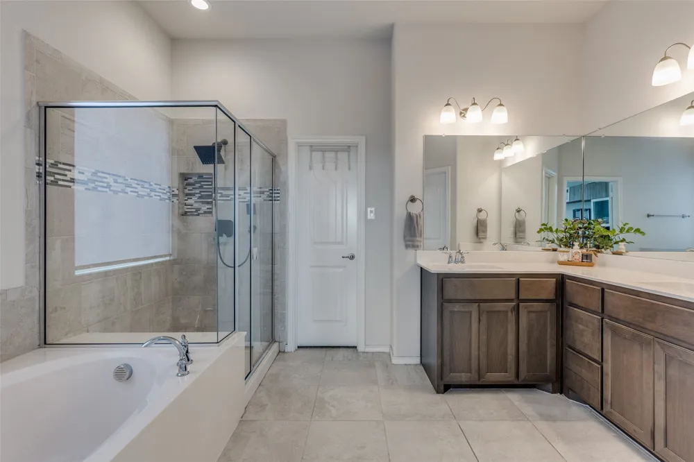 8940 Jewel Flower Drive Fort Worth, TX 76131