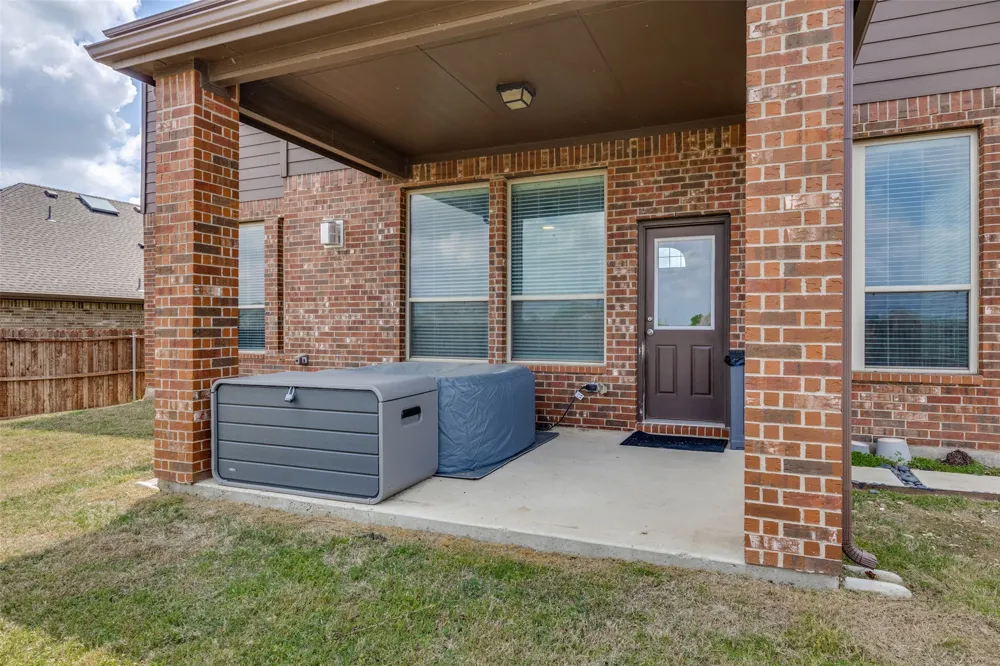 8940 Jewel Flower Drive Fort Worth, TX 76131