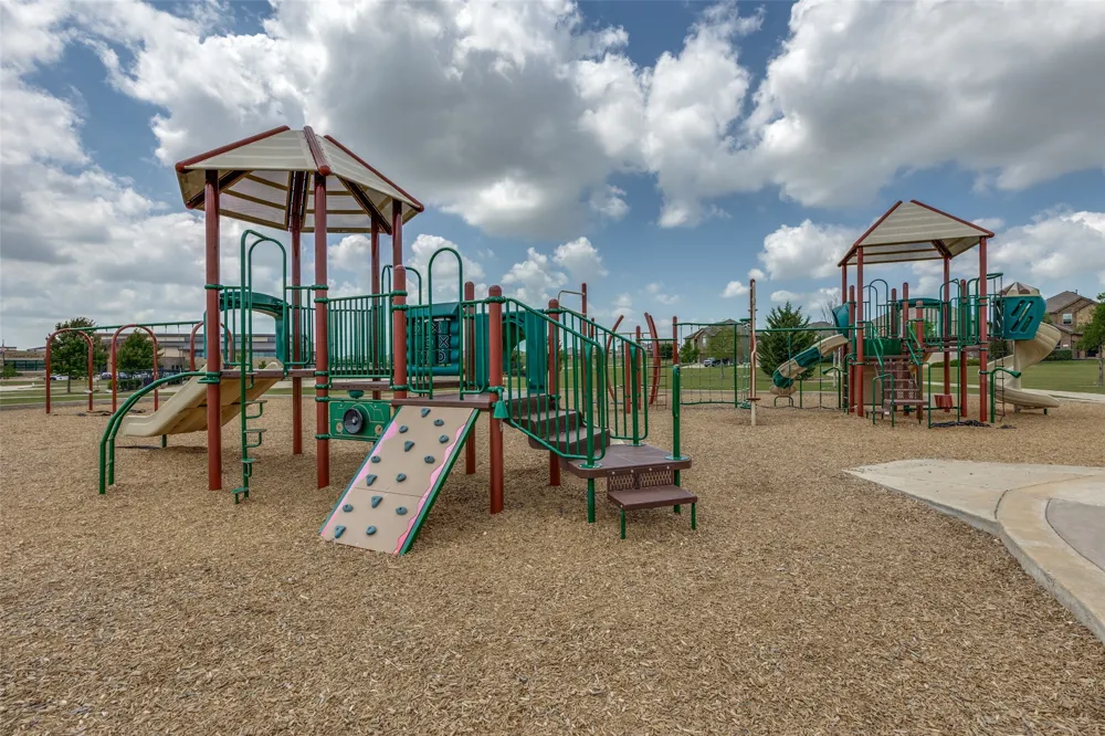8940 Jewel Flower Drive Fort Worth, TX 76131