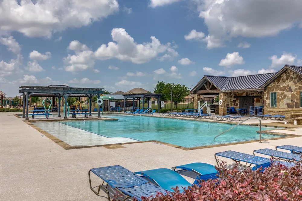 8940 Jewel Flower Drive Fort Worth, TX 76131