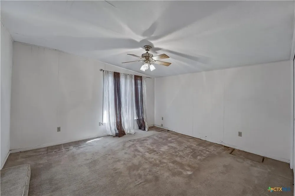 226 Thornton Street Gonzales, TX 78629