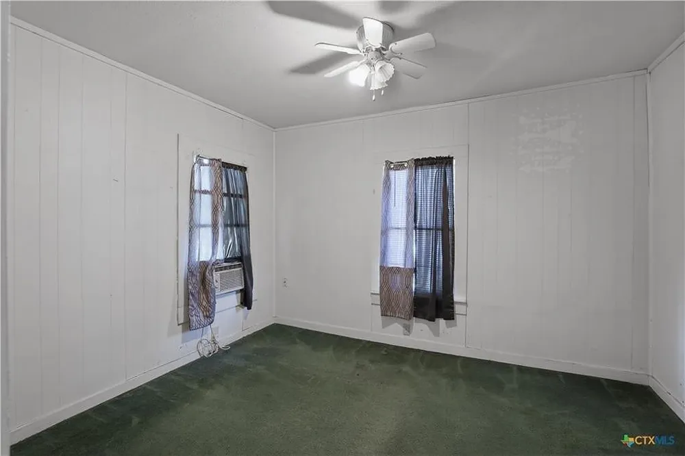 226 Thornton Street Gonzales, TX 78629