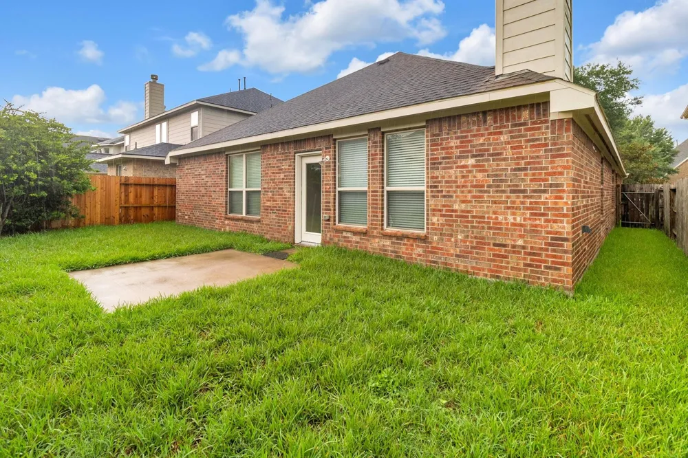 5730 Slate Valley Court Missouri City, TX 77459