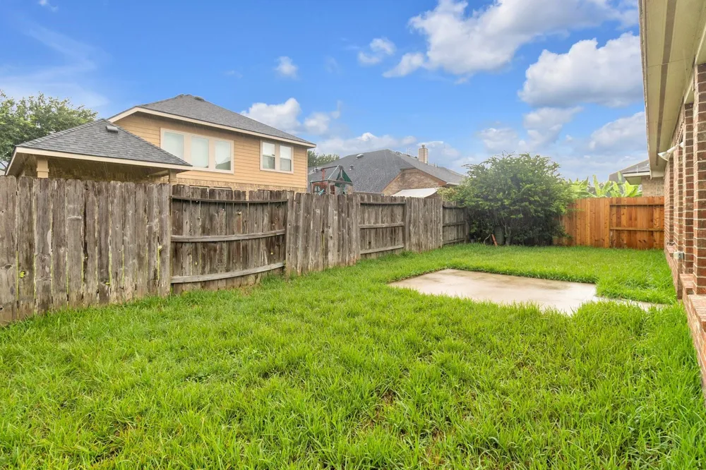 5730 Slate Valley Court Missouri City, TX 77459