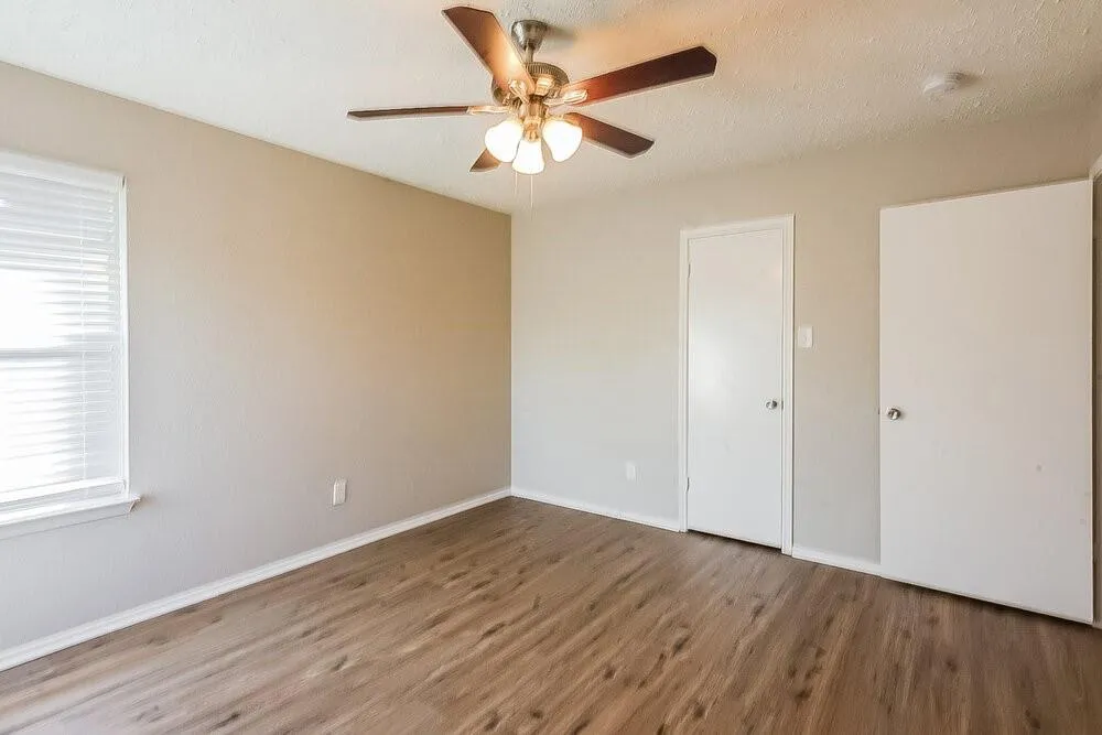 1909 Wildwood Ridge Drive Missouri City, TX 77489