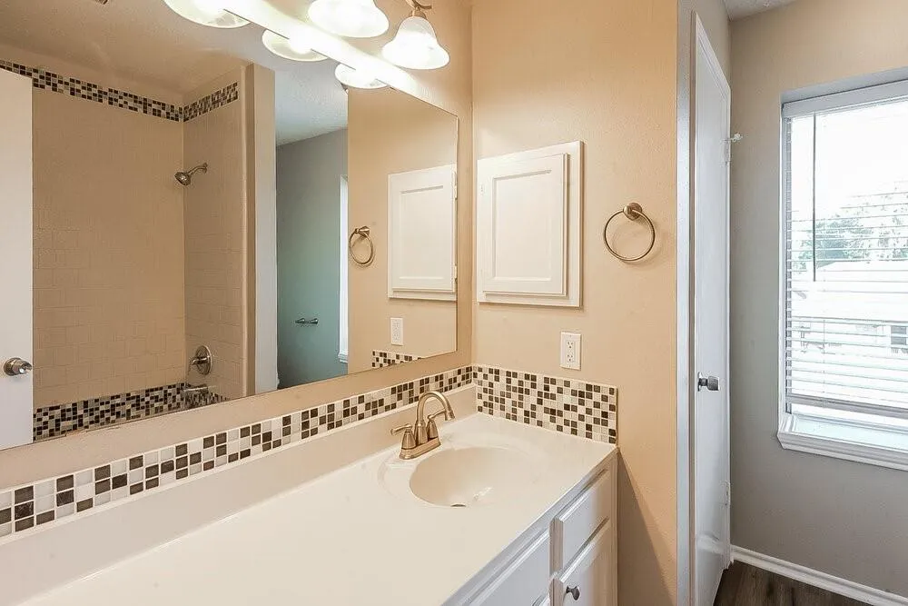 1909 Wildwood Ridge Drive Missouri City, TX 77489