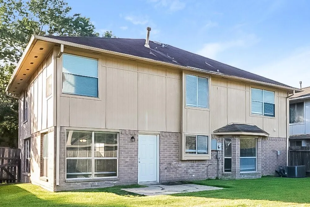 1909 Wildwood Ridge Drive Missouri City, TX 77489