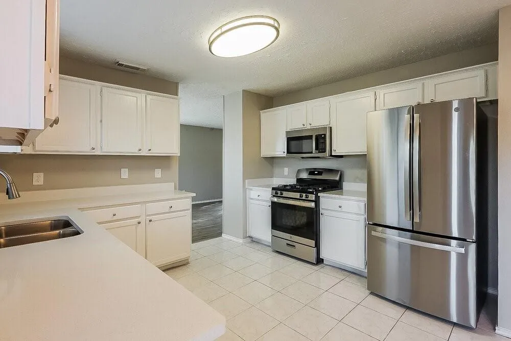 1909 Wildwood Ridge Drive Missouri City, TX 77489