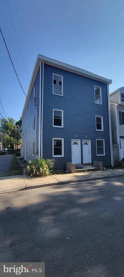 7 CHURCH STREET