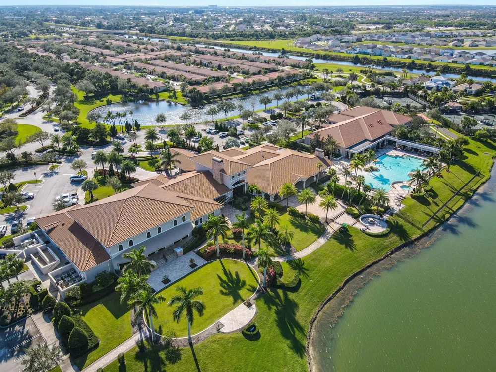 8864 SW Montova Way Port St. Lucie, FL 34987