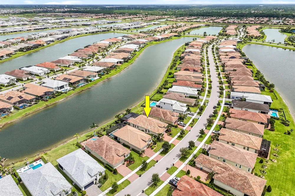 8864 SW Montova Way Port St. Lucie, FL 34987