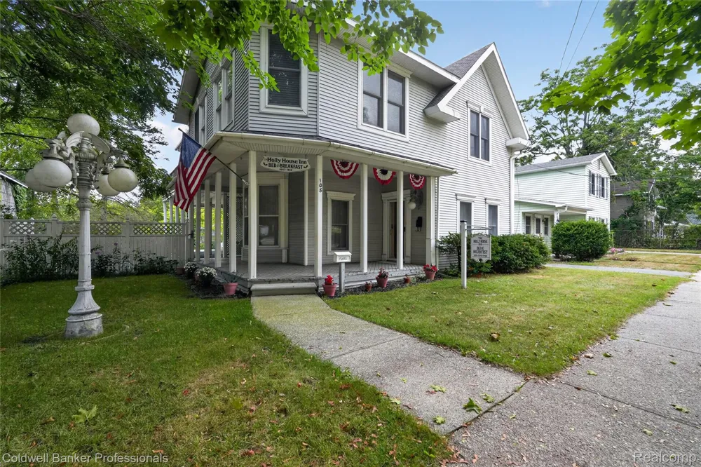 108 College Street Holly Village, MI 48442