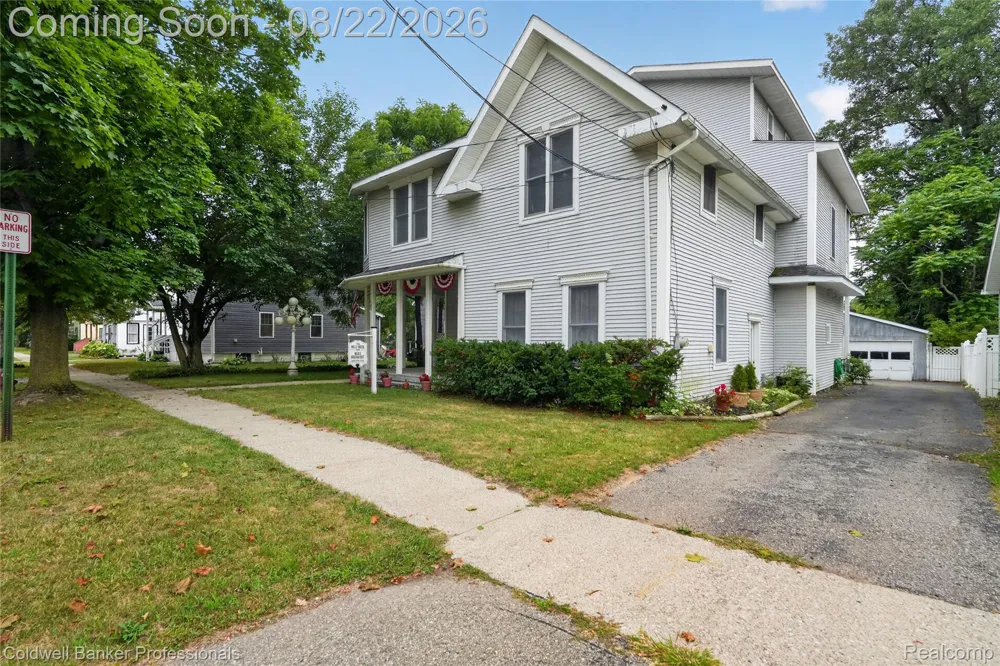108 College Street Holly Village, MI 48442