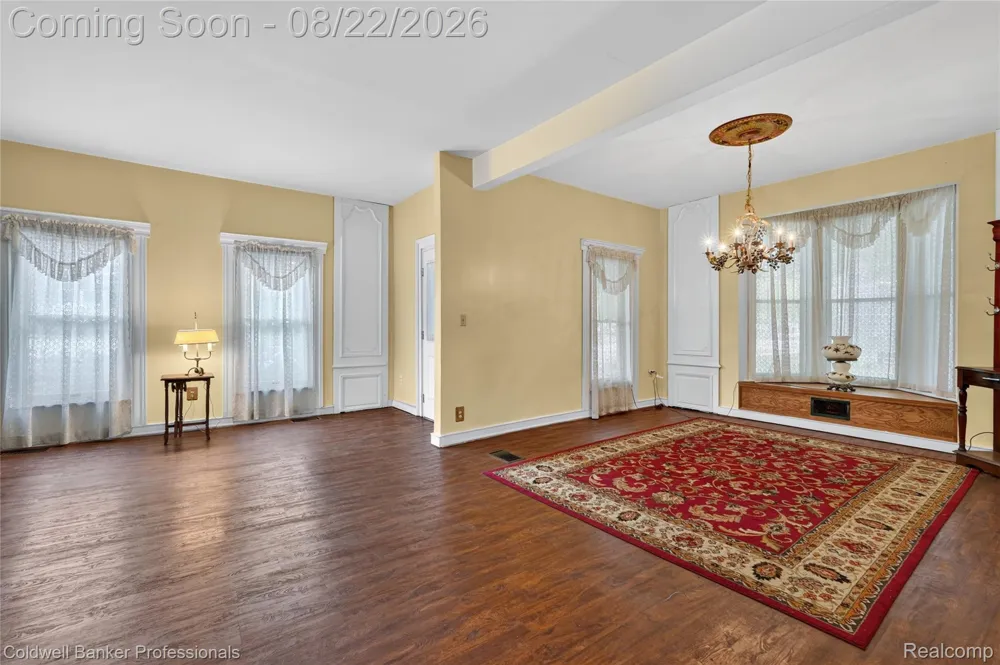 108 College Street Holly Village, MI 48442