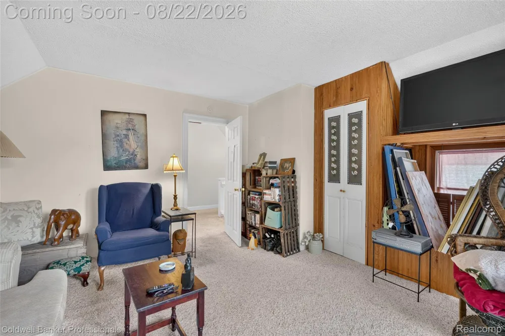 108 College Street Holly Village, MI 48442