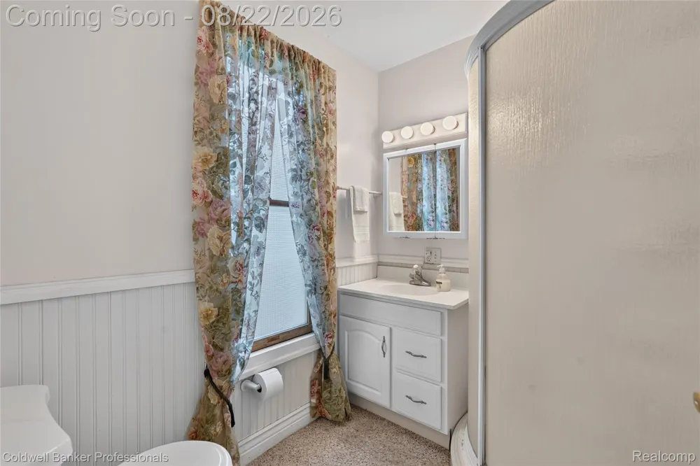 108 College Street Holly Village, MI 48442
