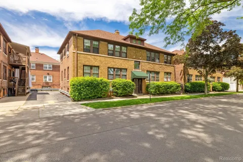 1300 Maryland