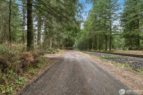 151 NE Deerwood Drive
