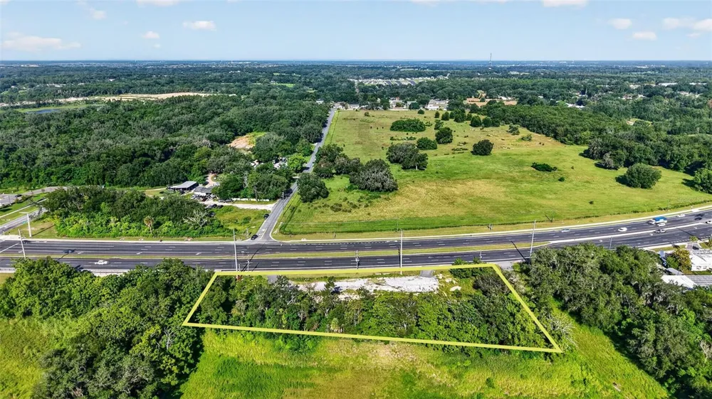 2011 US HIGHWAY 441/27 Fruitland Park, FL 34731