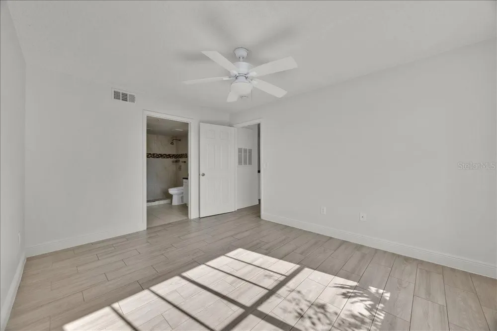 2212 GRAND CAYMAN COURT #1617 Kissimmee, FL 34741