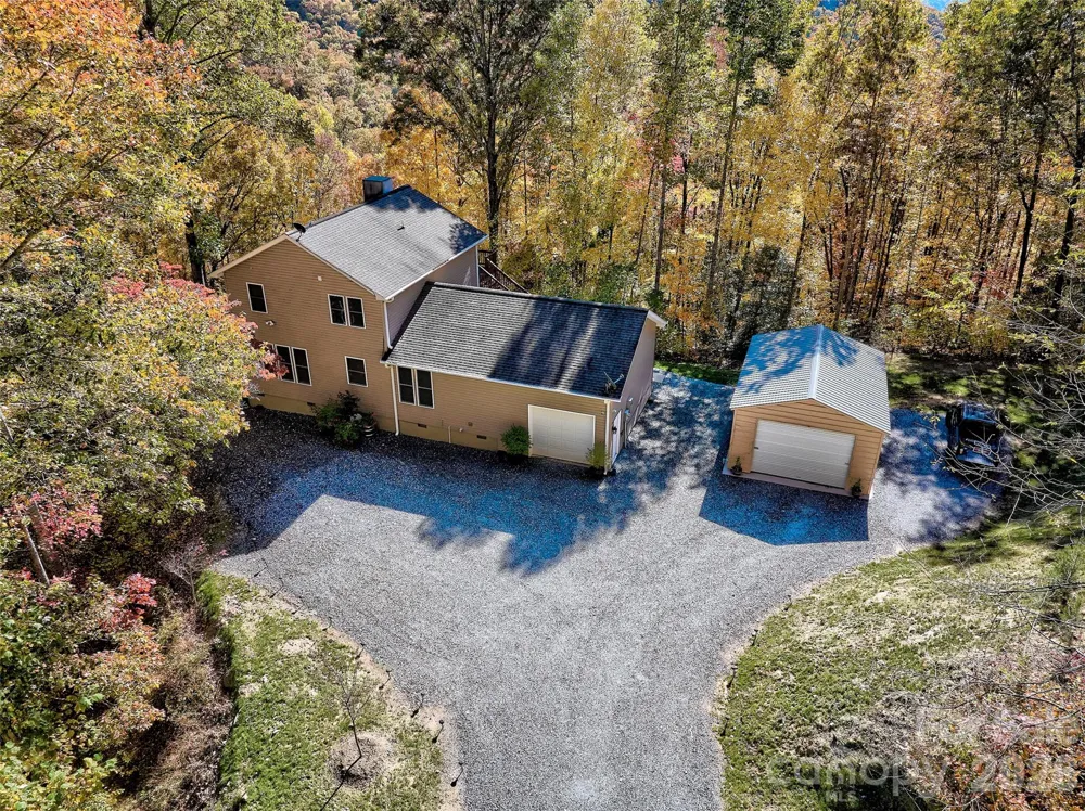 1333 Pigeon Creek Road Bryson City, NC 28713