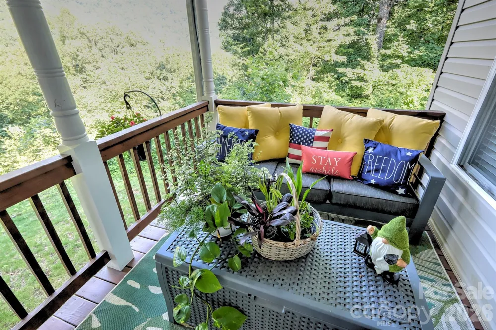 1333 Pigeon Creek Road Bryson City, NC 28713