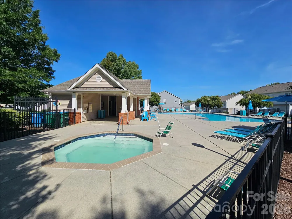 12028 Stratfield Place Circle Pineville, NC 28134