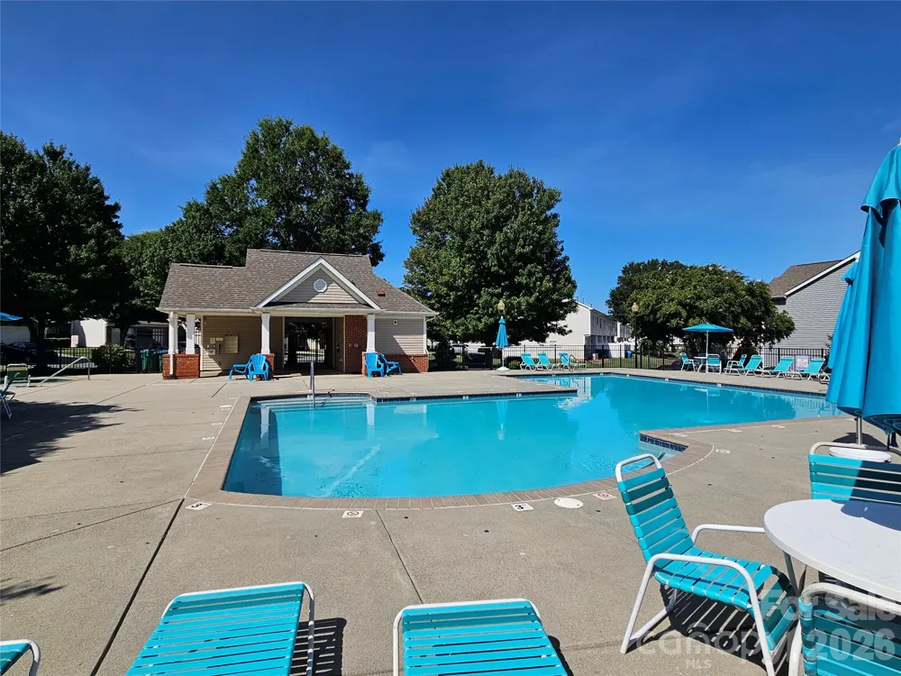12028 Stratfield Place Circle Pineville, NC 28134