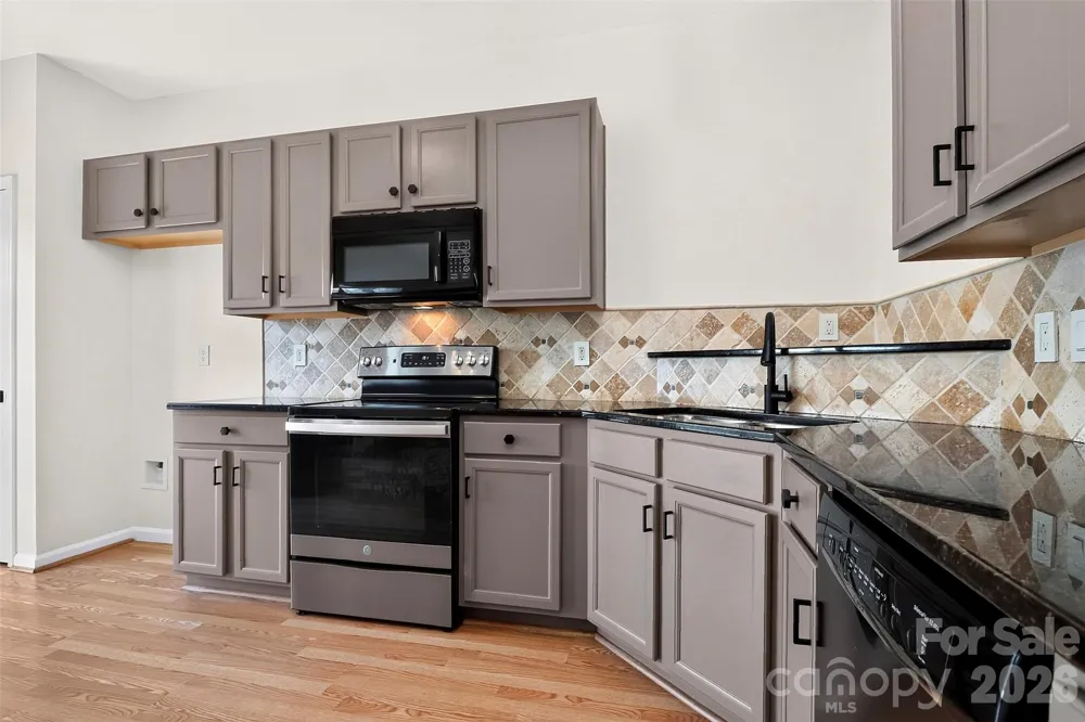 12028 Stratfield Place Circle Pineville, NC 28134